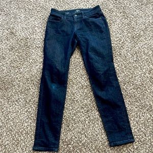 Size 2 curvy skinny jeans from LOFT